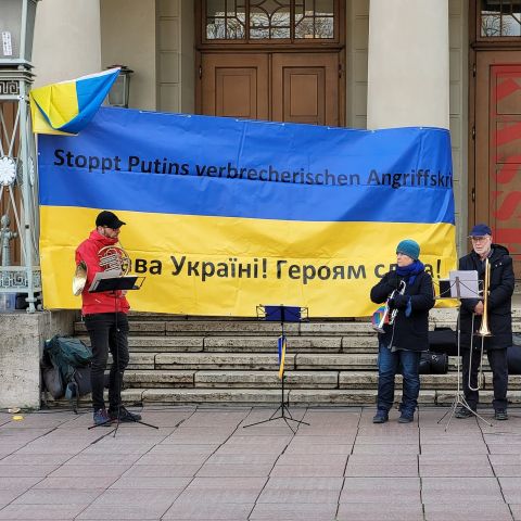 „Zeitenwende“!? Der Krieg gegen die Ukraine als europäische und globale Herausforderung für Frieden